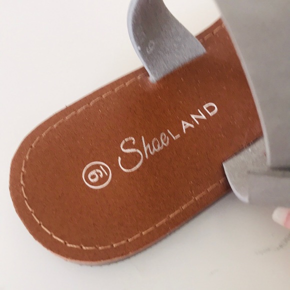 Gray Open Toes One Band Ankle Strap Flat Sandal - Picture 9 of 11